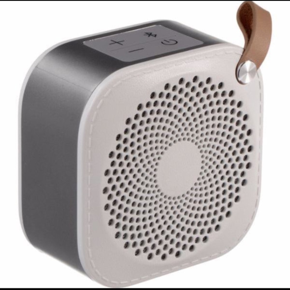 Hitachi Bluetooth Water and Dust Resistant Speaker